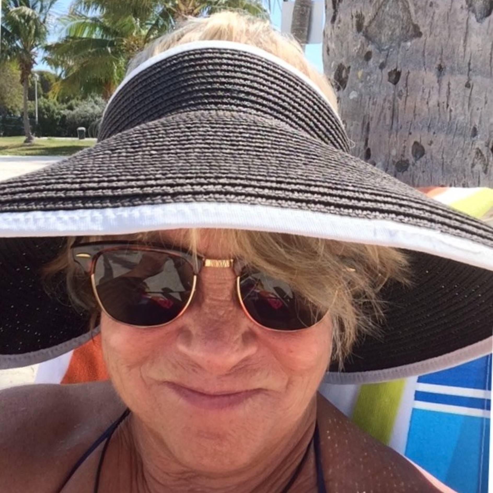 Gwen Dennis